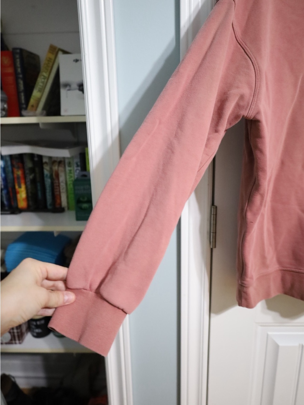 Lululemon Pink Perfectly Oversized Crewneck Sweater Size 4-6 - Picture 6 of 6